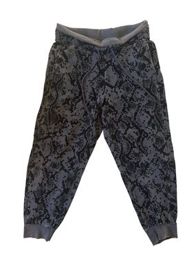 JoyLab Gray & Black Snake-Print Jogger Sweatpants